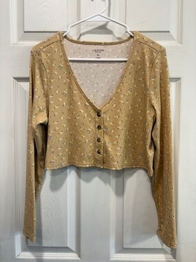 Arizona Jean Company Mustard Floral Ribbed Button-Front V-Neck Crop Top